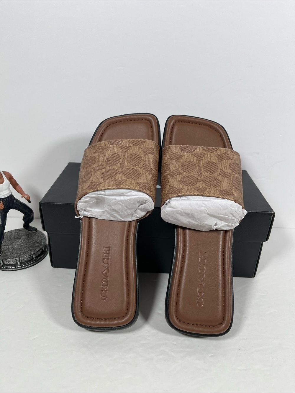Sold❌Coach Florence Sandal In Signature Canvas size 7 NIB